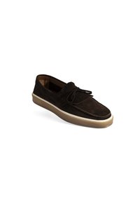 Dunkelbraunes Wildlederschuh mit runder Zehenpartie, Schnürdetails und einer Gummisohle mit weißem Rand. Verfügt über ein weiches, strukturiertes Obermaterial und ein niedriges Profil.
