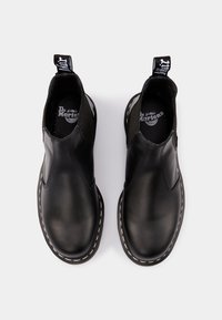 Dr. Martens Šněrovací kotníkové boty - black