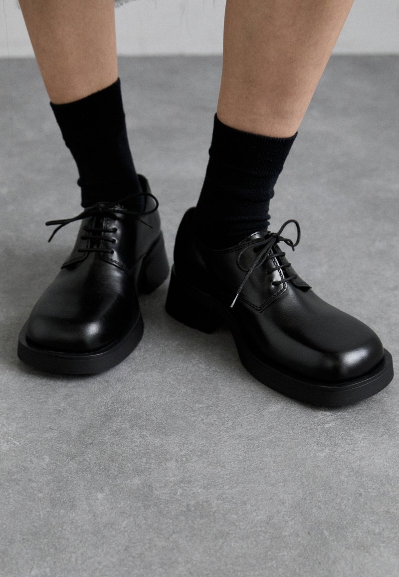 MIISTA ALTHEA BROGUES - Lace-ups - black