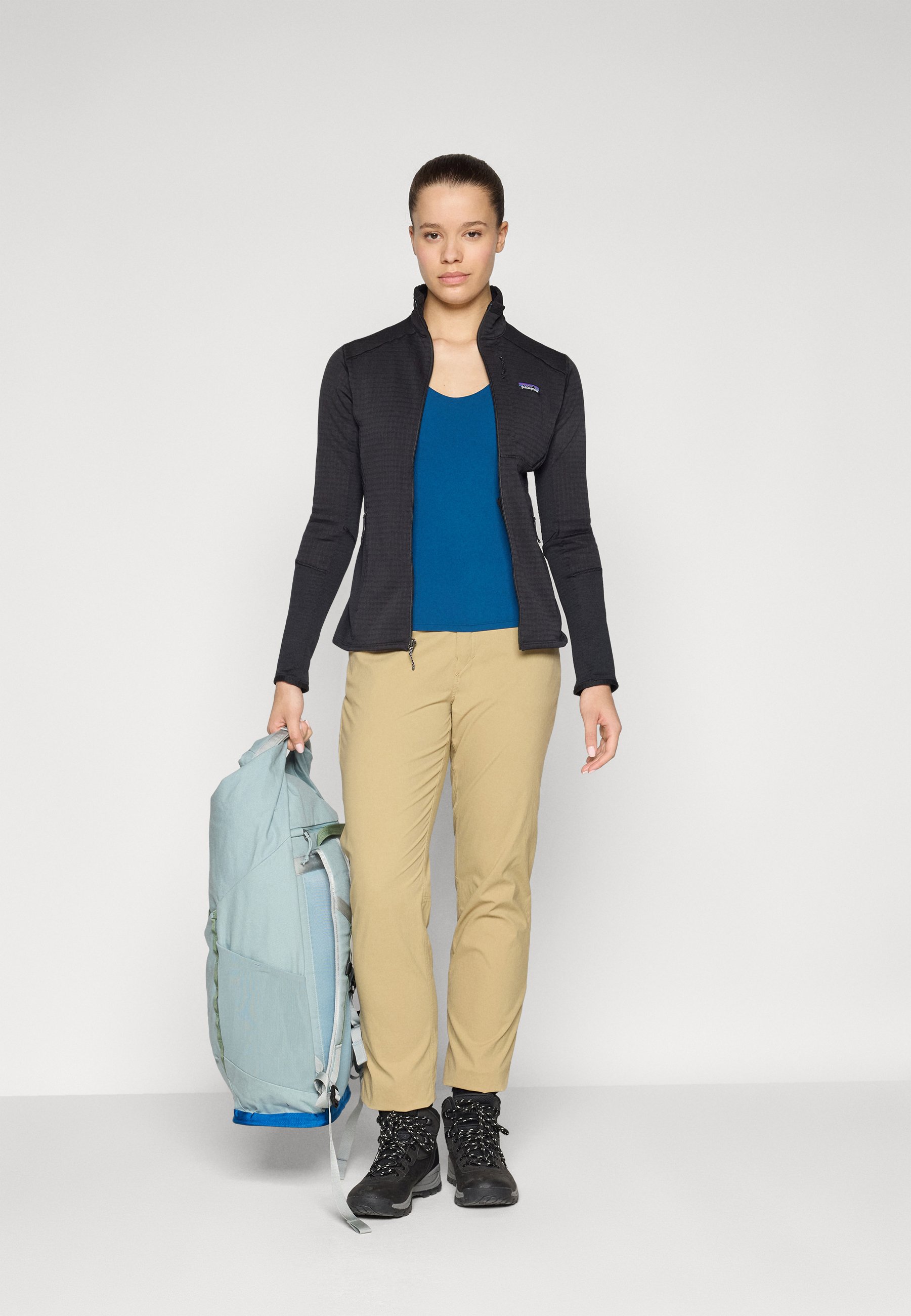 ジャケット・アウター patagonia travel blazer patagonia 【値下げ】Patagonia ヴィンテージ金ボタンジャケット