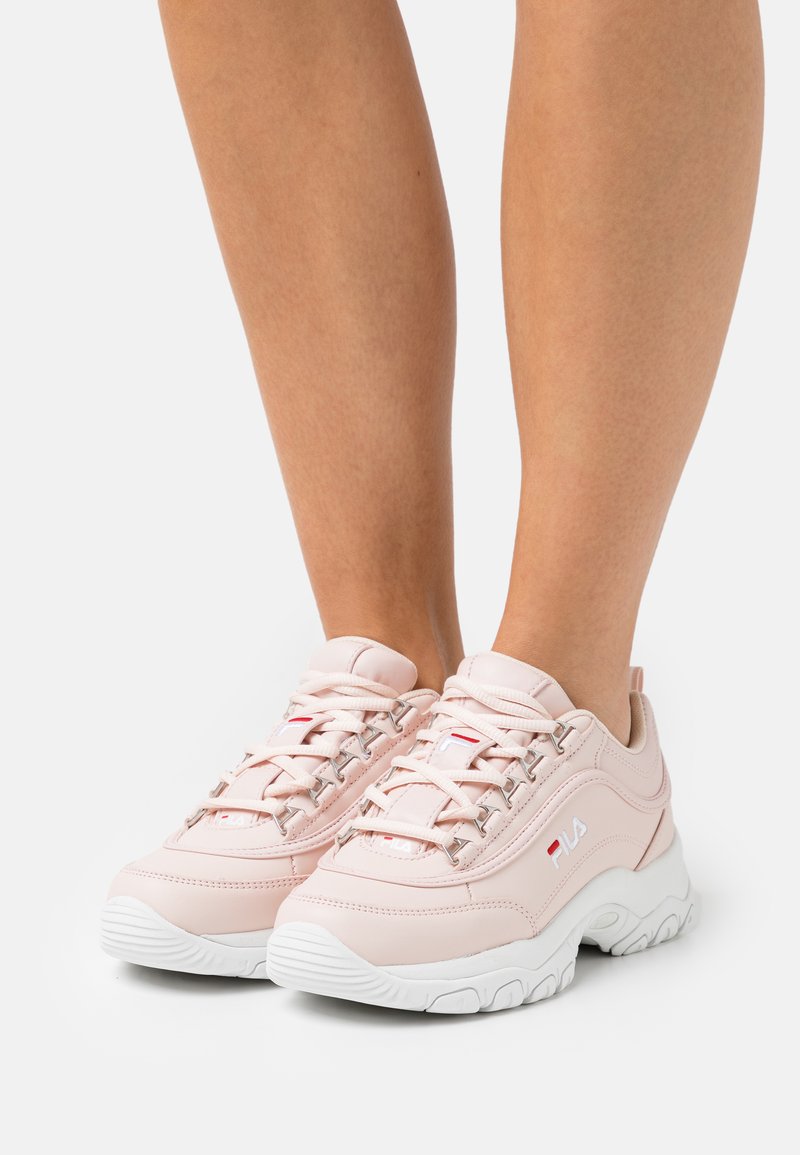Fila STRADA - Sapatilhas - peach whip