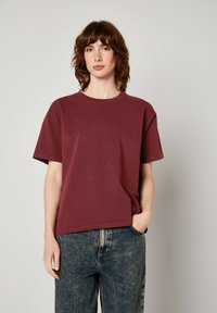 American Vintage Paprasti marškinėliai - bordeaux vintage