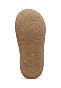 Hnědá gumová podrážka boty s texturovaným povrchem a kruhovým vzorem a logem. Zaoblené okraje a žádné viditelné kovové akcenty.