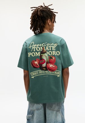PULL&BEAR Tricou cu imprimeu - green
