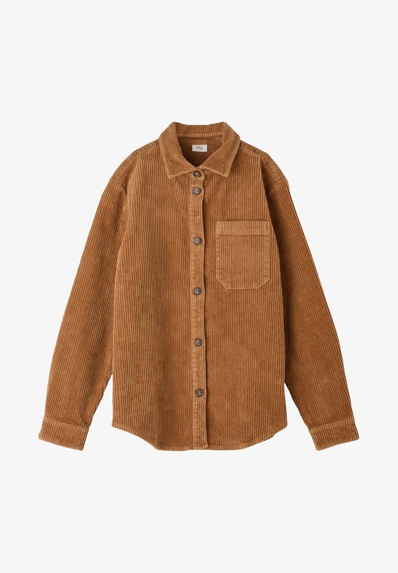 Camicia in corduroy marrone con pattina dei bottoni, colletto e una tasca sul petto. Presenta una texture a coste e maniche lunghe con polsini abbottonati.