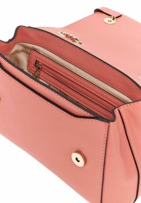Guess LEVANTE - Borsa a tracolla - coral