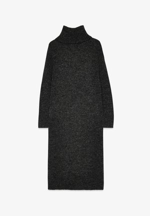 Mørkegrå strikket turtleneck-kjole med afslappet pasform, lange ærmer og en tekstureret overflade. Har en ribbet krave og kant.