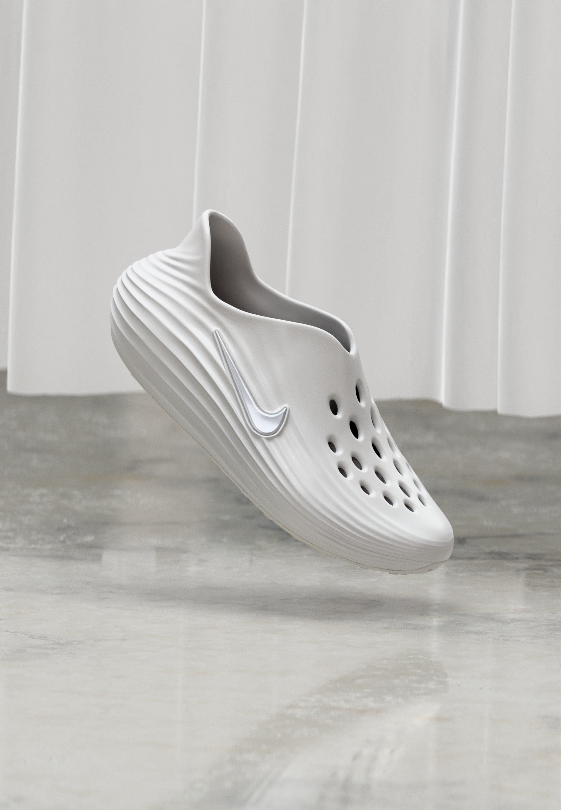 Nike Sportswear REACTX REJUVEN 8 - Polobotky - vast grey