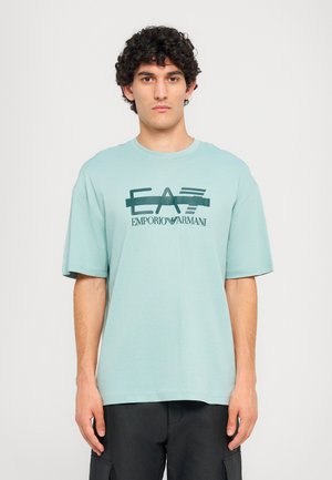 TRAIN LOGO TEE - Camiseta estampada - blue surf