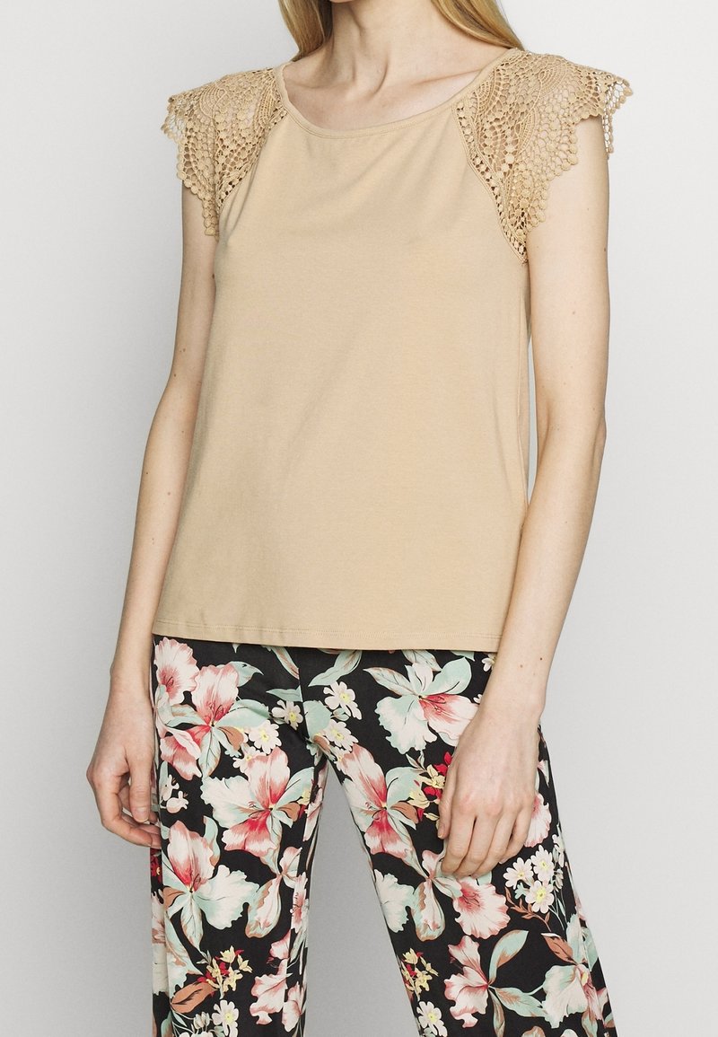 Esprit T-shirt imprimé - taupe