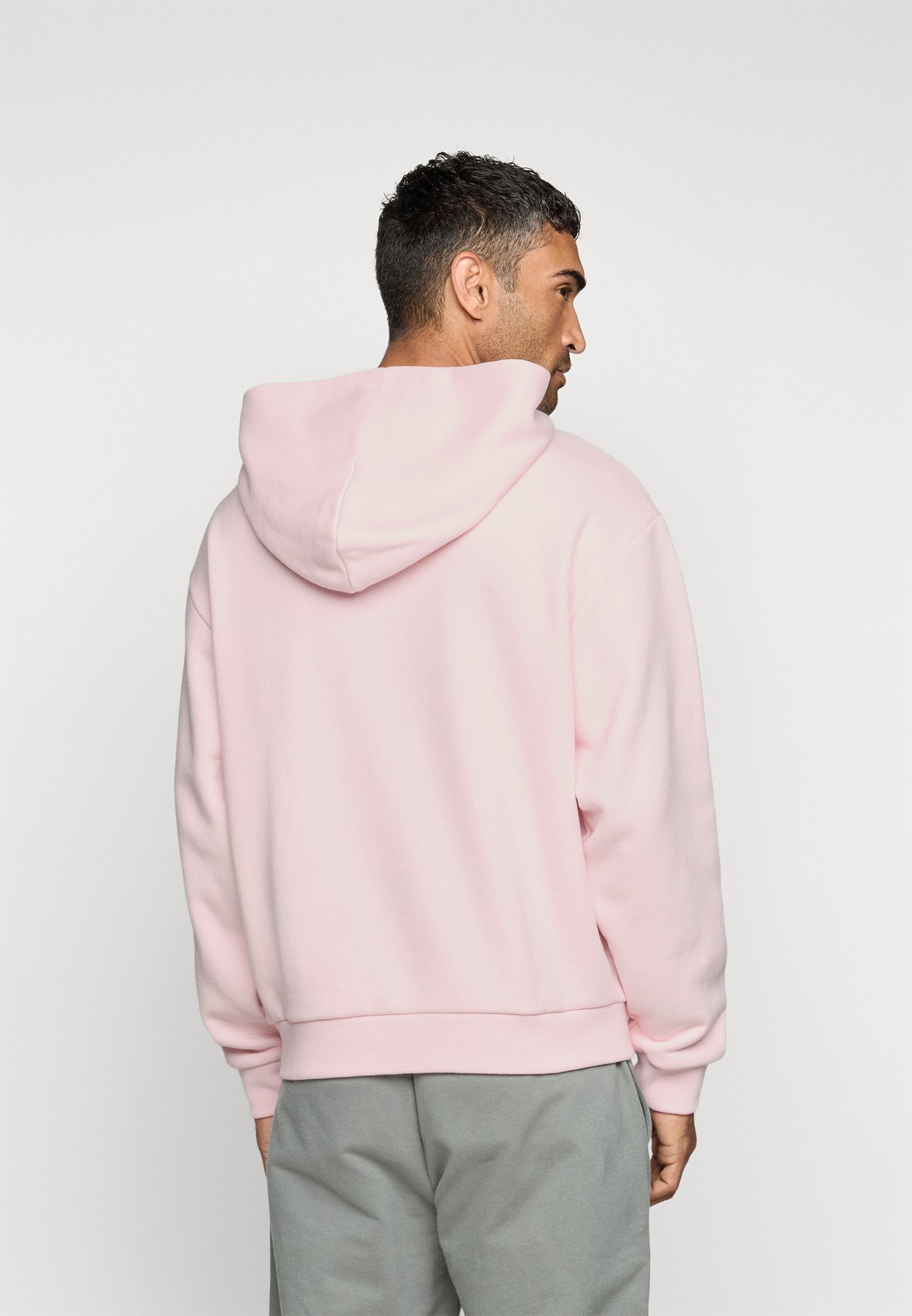 Kapuzenpullover