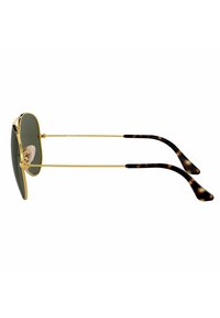 Occhiali da sole aviator con montatura dorata e lenti verdi. Punta delle aste con motivo tartarugato e naselli regolabili per una vestibilità comoda.