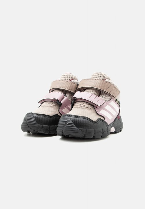 adidas SKYCHASER MID GTX - Hiking shoes - chalky brown/distilled pink/magic mauve — photo 2