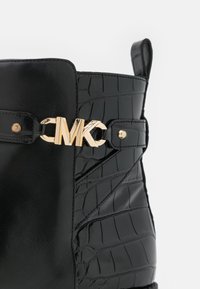 MICHAEL Michael Kors Bottines - black