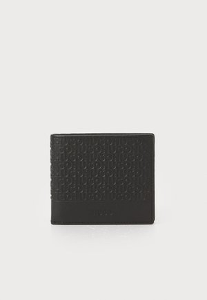 Carteira de pele preta com um design elevado do logótipo "HUGO" na parte da frente, com uma textura suave e hardware minimalista.