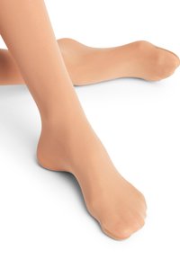 Beige doorzichtige maillots met een gladde textuur, voorzien van een verstevigde teen en naadloos ontwerp, getoond op een neutrale achtergrond.