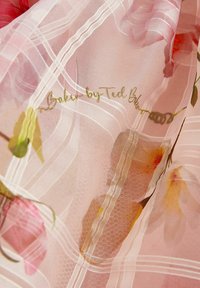 Baker by Ted Baker FLORAL ONE SHOULDER BURNOUT-REGULAR FIT - Cocktailkleid/festliches Kleid - pink