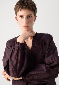 Mos Mosh SHIRT - Blūze - fudge
