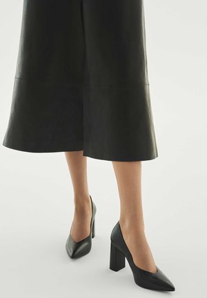 Kazar BLUEBELL - Decolleté - black