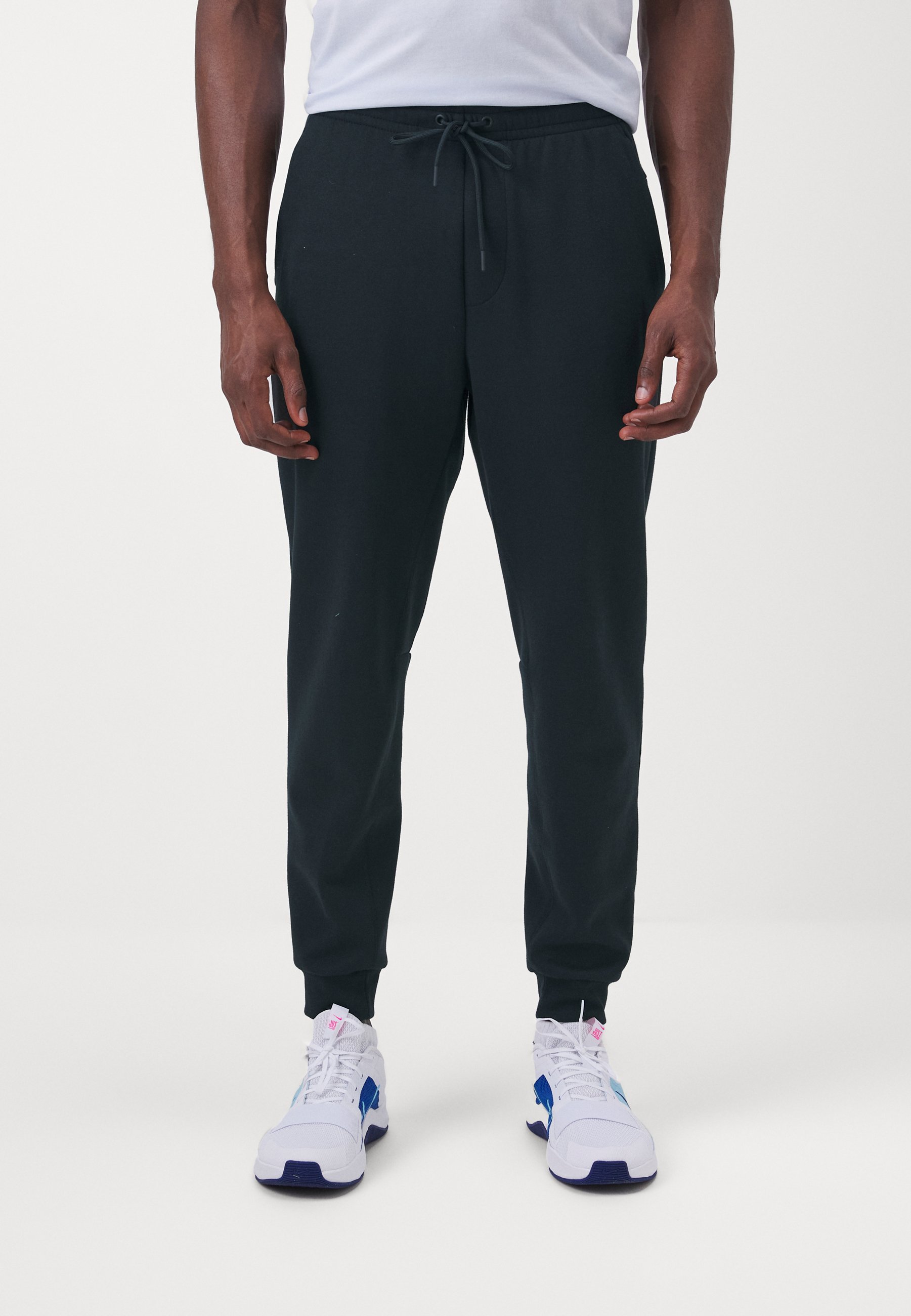 nike cuffed mens joggers