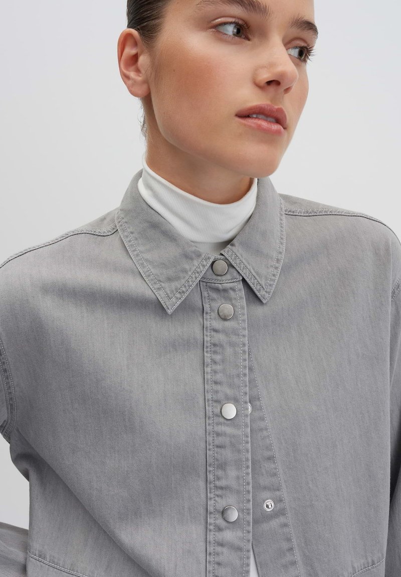 Camicia Donna Someday A Maniche Lunghe – Modello ZESTO Detail, Vestibilità Comoda, In Cotone, Look Casual Elegante, Sostenibile