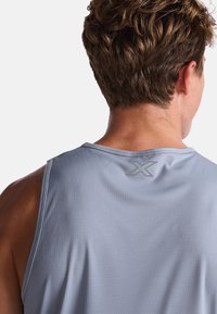 2XU AERO  - Top - weathervane black reflective