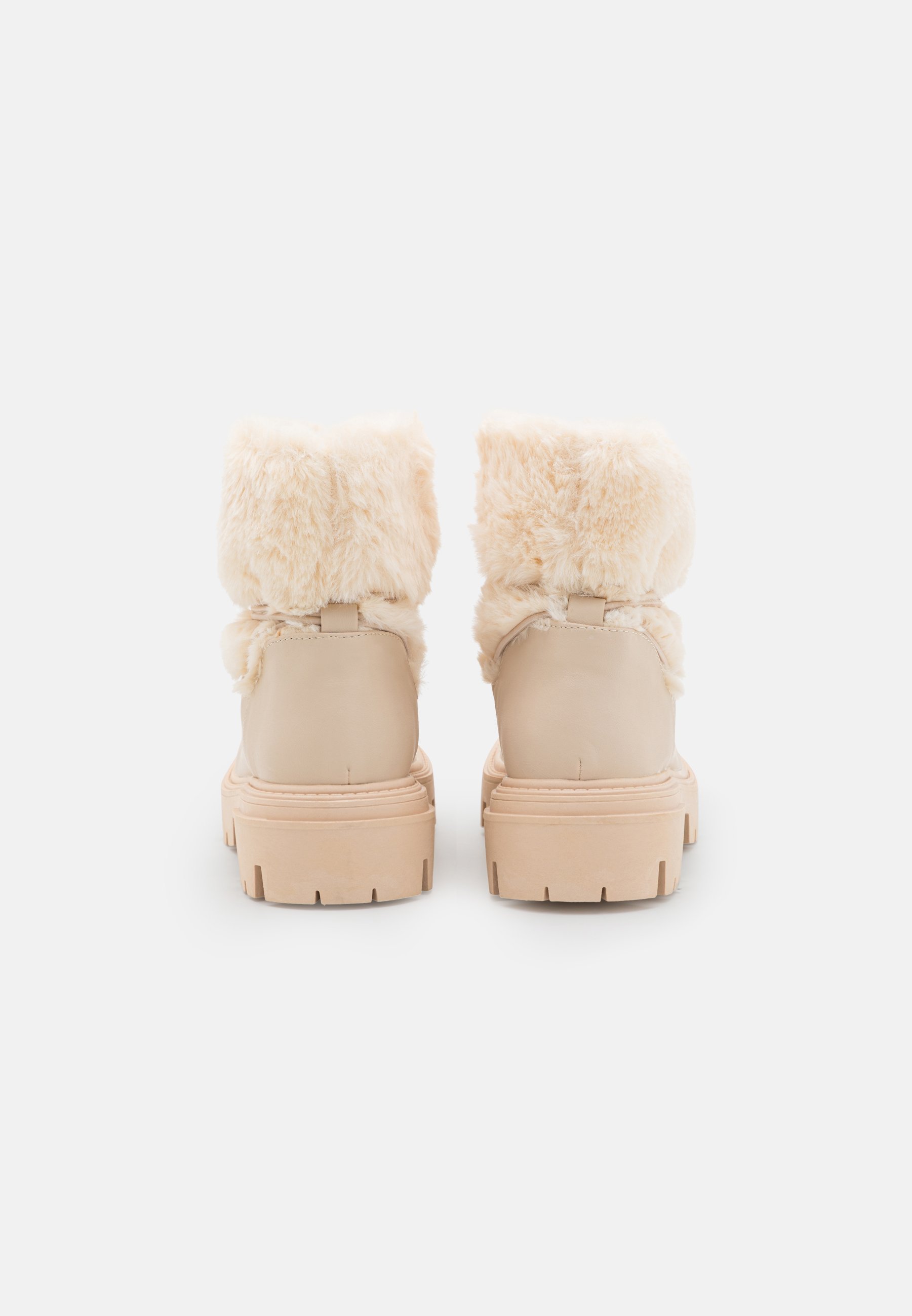 nly by nelly uggs
