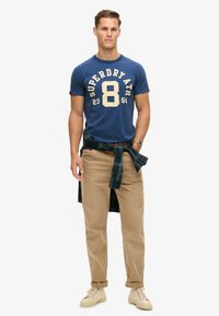 Superdry & Co VINTAGE ATHLETIC SHORT SLEEVE - Print T-shirt - supermarine navy