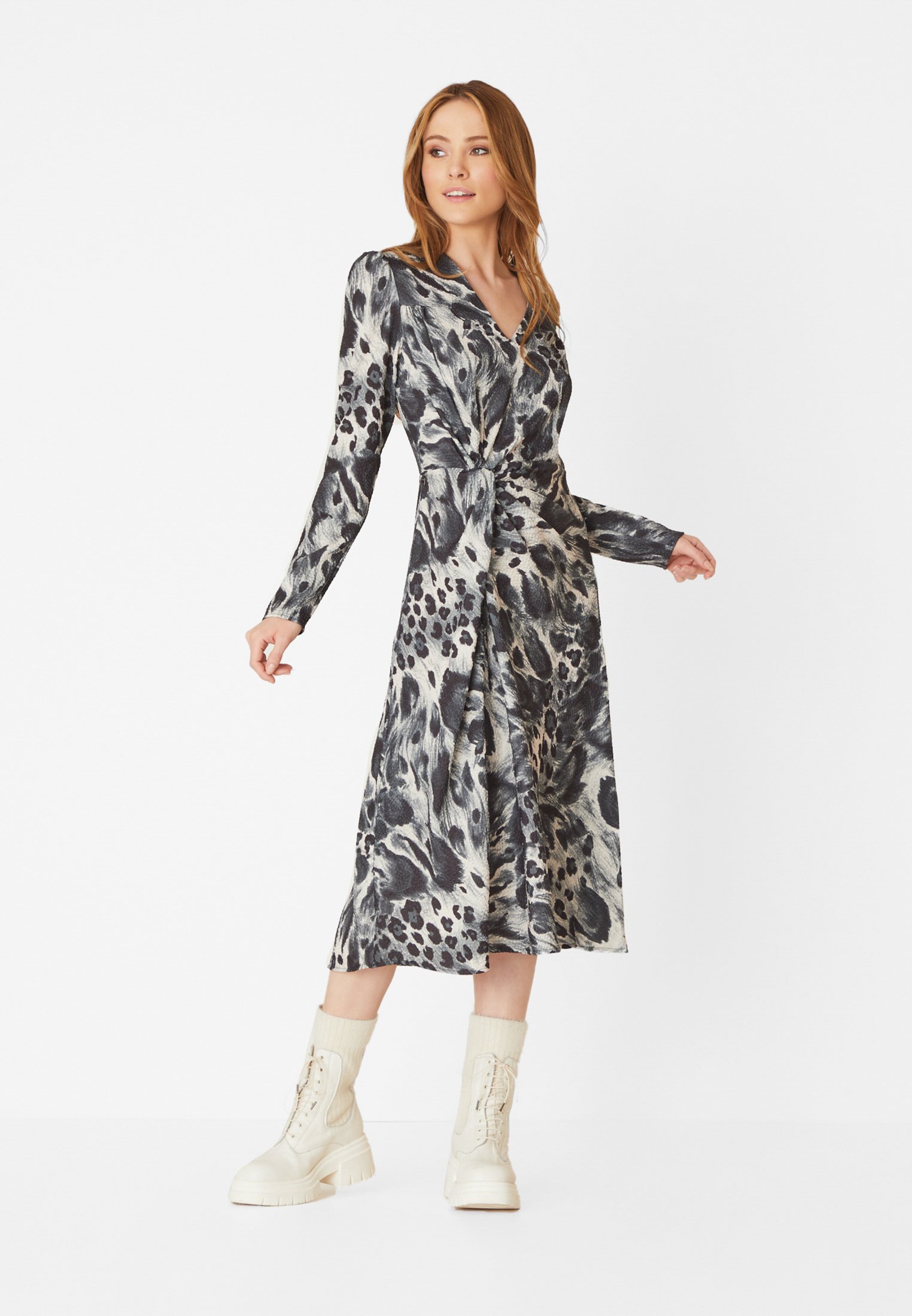 Abito Donna Comma In Crepe Fluente | Scollo A V E Manica Lunga | Vestibilità Normale Con Cerniera