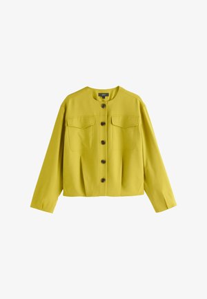 Kollane nööpidega jakk, millel on pikad varrukad ja kaks esikäekettaga taskut, valgel taustal.