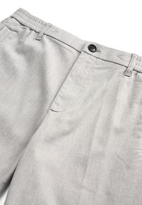 Helle graue Hose mit subtilen Karos, elastischem Bund, Knopfverschluss, Gürtelschlaufen und Fronttaschen.