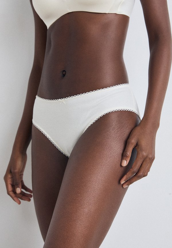 VIVANCE BY LASCANA JAZZPANTS 4 PACK - Briefs - creme