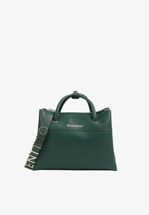 Sac à main en cuir vert au design structuré, doté de poignées doubles, d'une bandoulière amovible et du logo "VALENTINO" en accents métalliques.