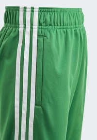 adidas Originals Träningsbyxor - green