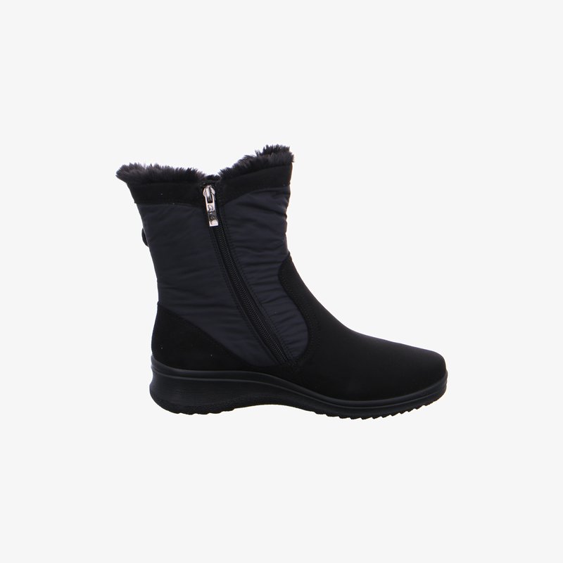 Botte d'hiver noire avec fermeture éclair latérale, dessus matelassé, doublure en fourrure et semelle en caoutchouc conçue pour la chaleur et le confort.