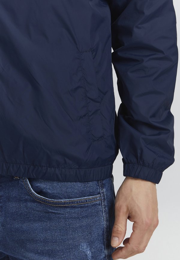 PRSKAVO - Windbreaker3