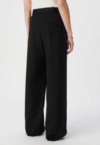 IKKS Pantalones - black