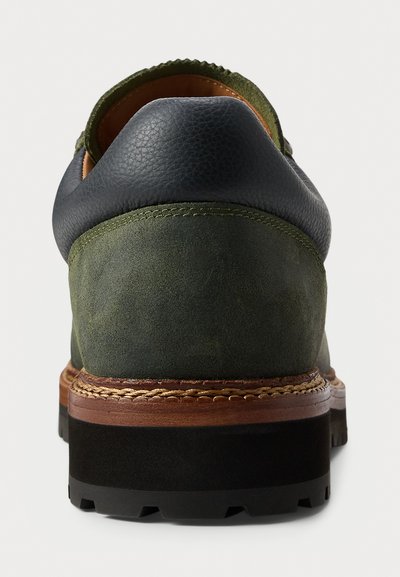 Polo Ralph Lauren ALPINE LOW SUEDE TRAIL BOOT - Nööritavad poolsaapad - estate olive