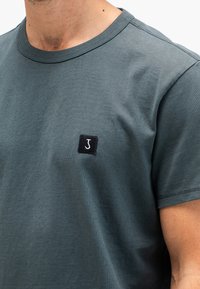 Butcher of Blue S/S TEE  - T-Shirt basic - grey black