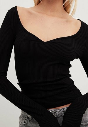 NA-KD, T-shirt à manches longues - black
