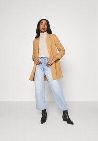 Vero Moda VMRICA LONG - Blazer - tobacco brown