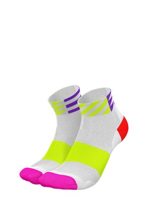 ULTRALIGHT ELEMENTS SHORT - Füßlinge - white pink