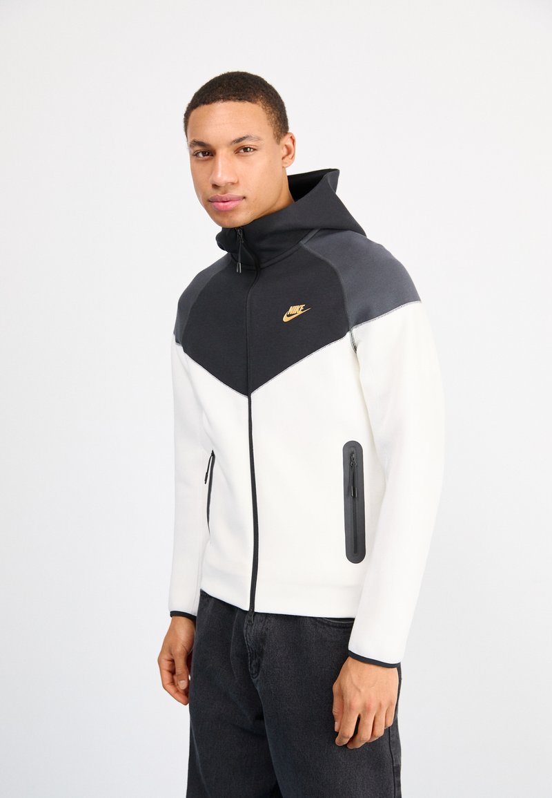 Nike Sportswear - TECH FLEECE FULL-ZIP HOODIE - Felpa con zip - white/dark smoke grey/black, Ingrandire