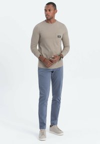 Ombre WITH POCKET  - Langarmshirt - ash