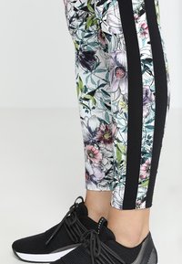 Röhnisch Leggings - multi-coloured
