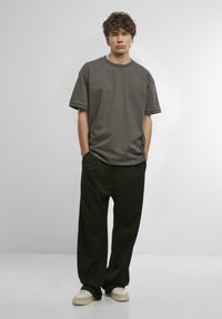 Urban Classics CUFF - Tricou basic - magnet