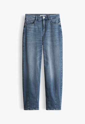 Jeans in denim blu slavato con tasche frontali, passanti per cintura, chiusura con bottoni e sfumature delicate su cosce e parte inferiore delle gambe.