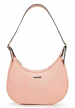 Rosa synthetische Handtasche mit runder Form, ausgestattet mit einem abnehmbaren schwarzen Tragegurt, goldenen Beschlägen und einer strukturierten Oberfläche für zusätzliche Details.