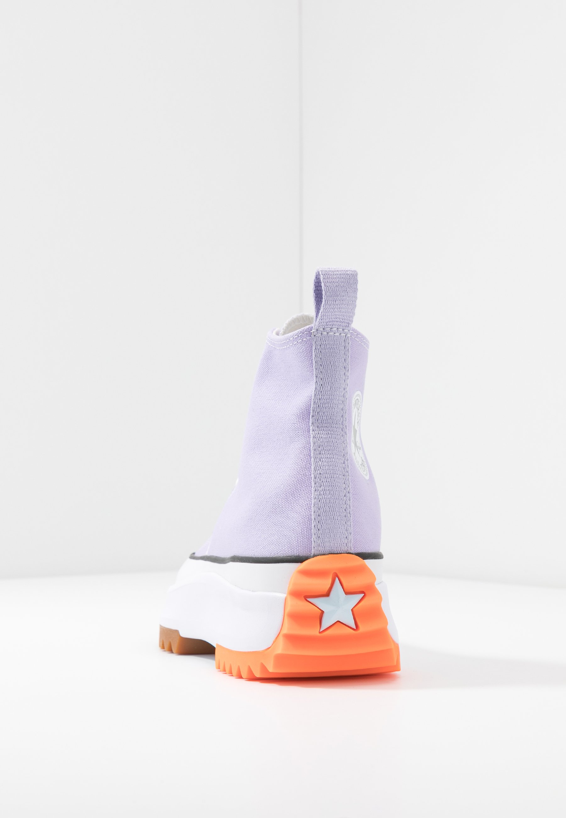 converse run star hike multicolor