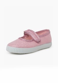 Rosa schimmernder Mary Jane Schuh mit strukturiertem Obermaterial, verstellbarem Riemen und weißer Gummisohle. Verfügt über eine runde Zehenform.